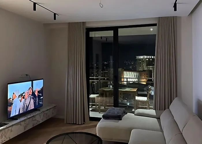 Tirana City Apartments Appartamento